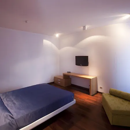 Отель Arthotel & Park
